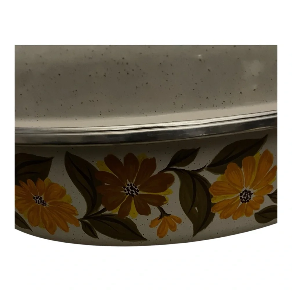 JMP Capri Harvest Blossom enamelware oval roasting pan with a lid - Picture 2 of 6